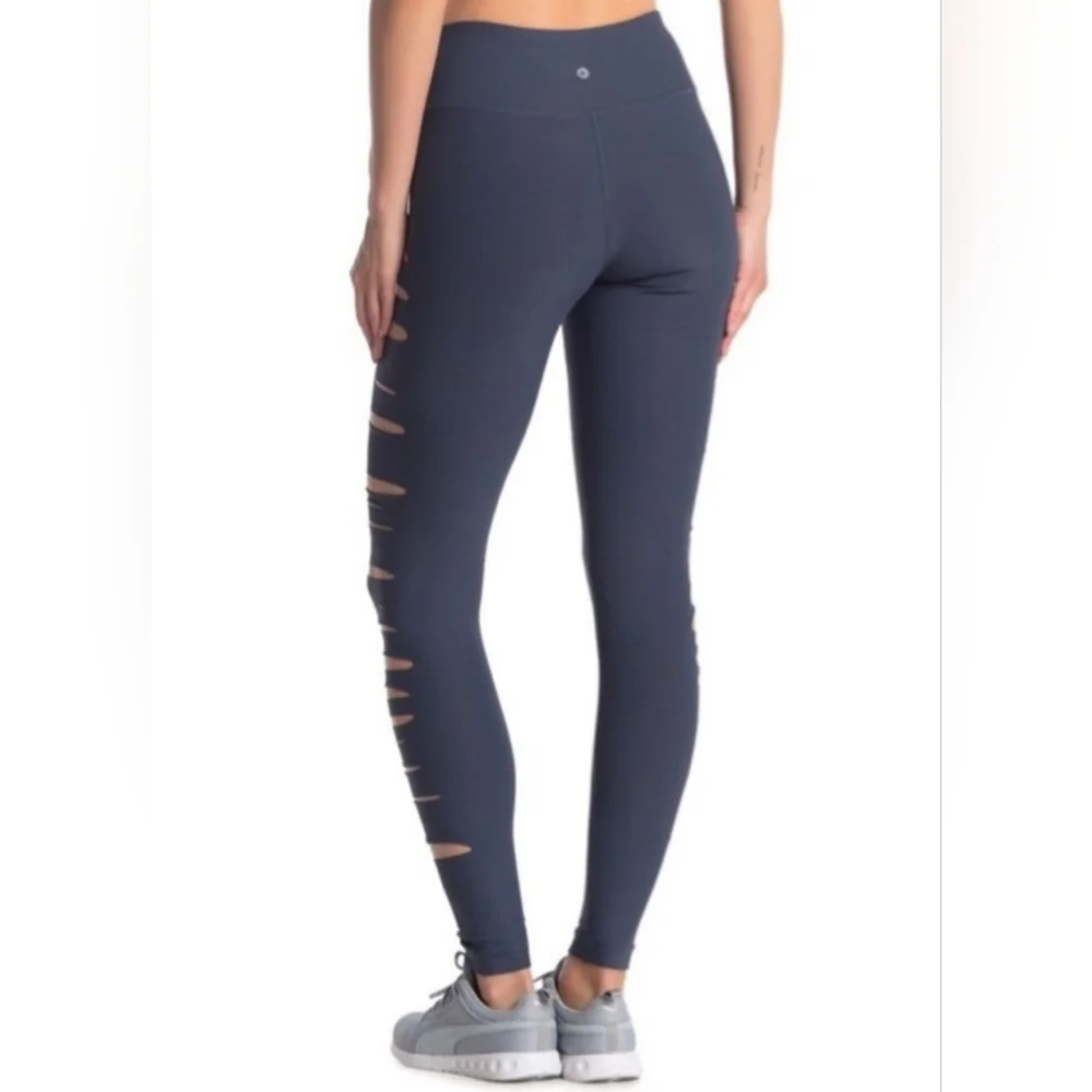 90 Degree by Reflex- Night Shadow Leggings, with Cut-Out Design - Picture 2 of 2